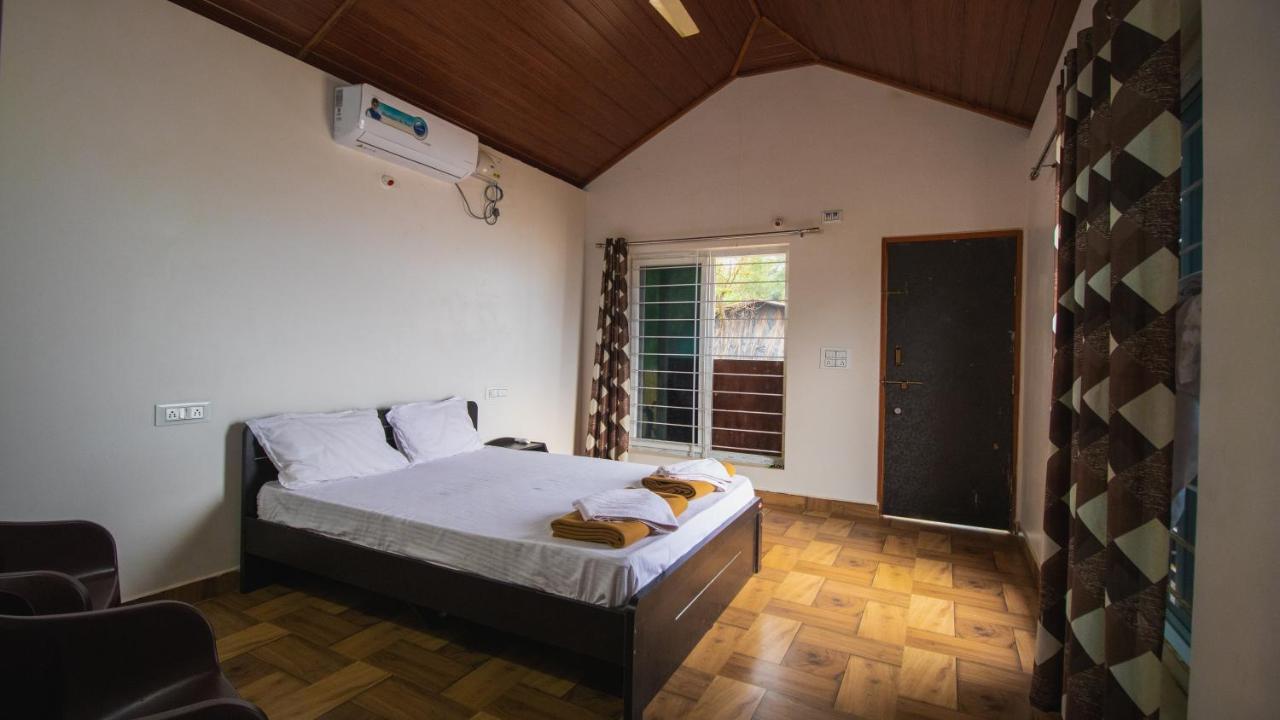 Trippr Gokarna - Beach Hostel エクステリア 写真