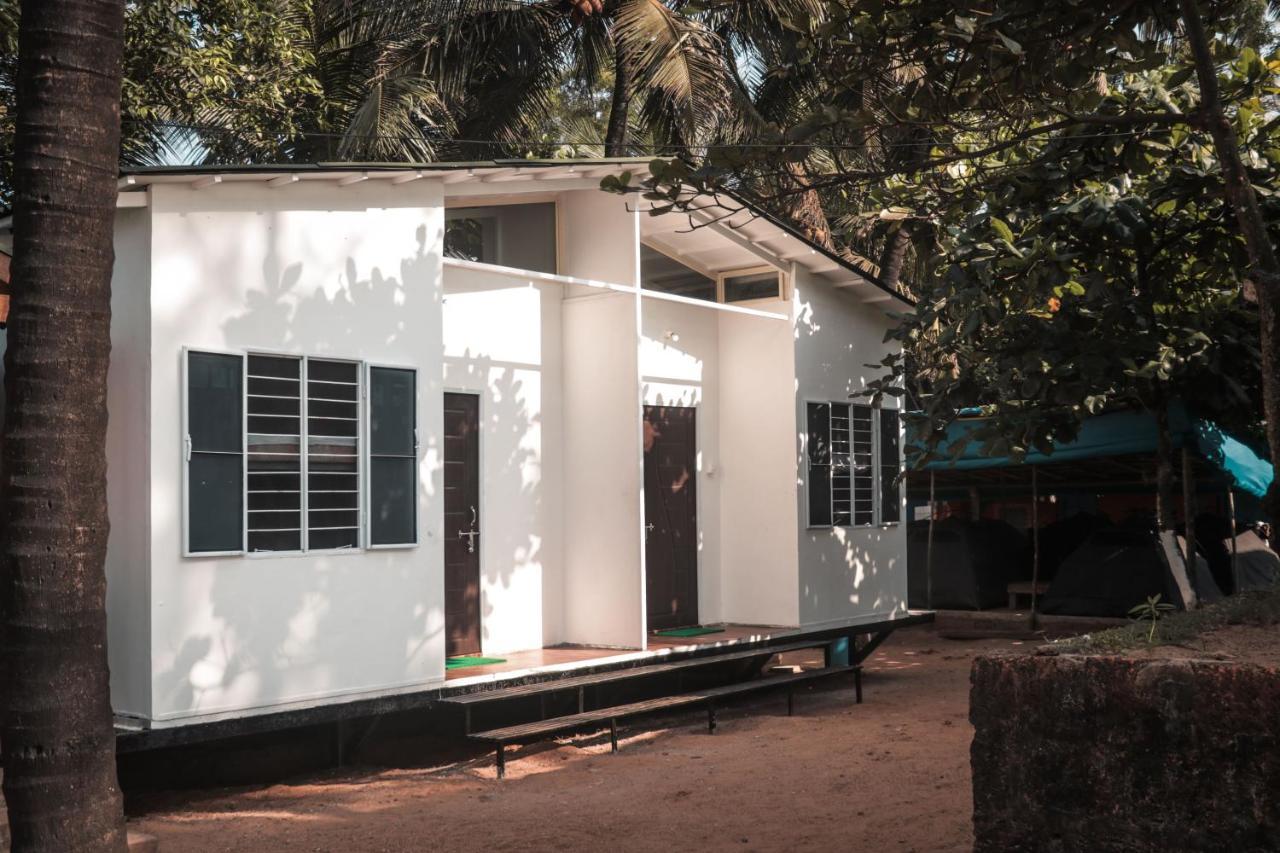 Trippr Gokarna - Beach Hostel エクステリア 写真